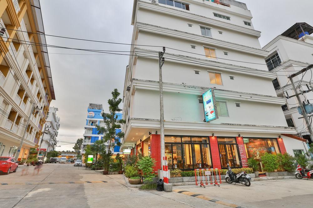 Thai Siam Hotel Patong Kültér fotó